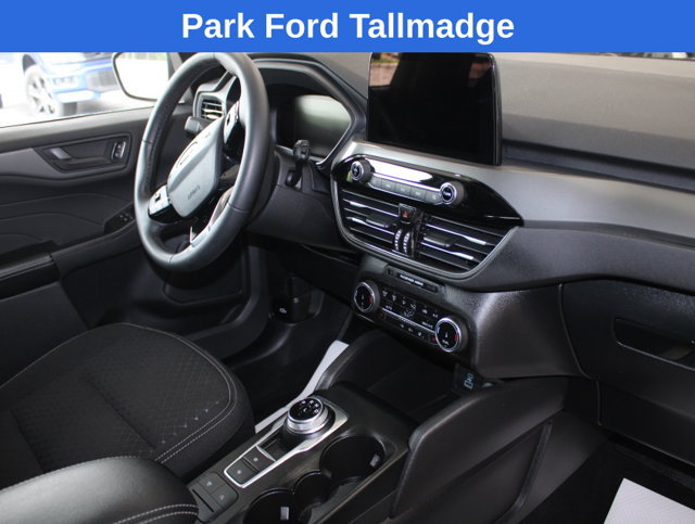 Used 2023 Ford Escape Active AWD/4WD image 23