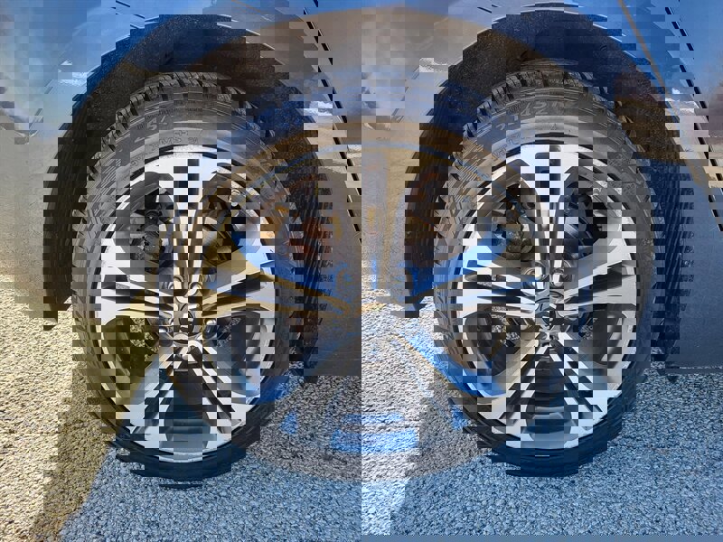 Used 2016 Kia Forte EX image 28