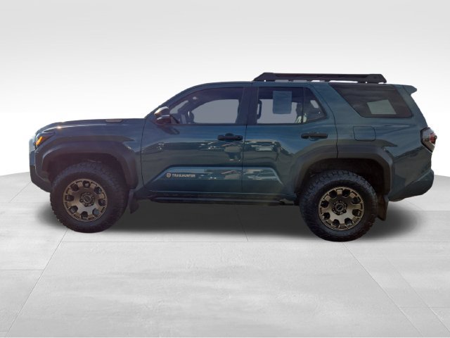Used 2025 Toyota 4Runner Trailhunter AWD/4WD image 13