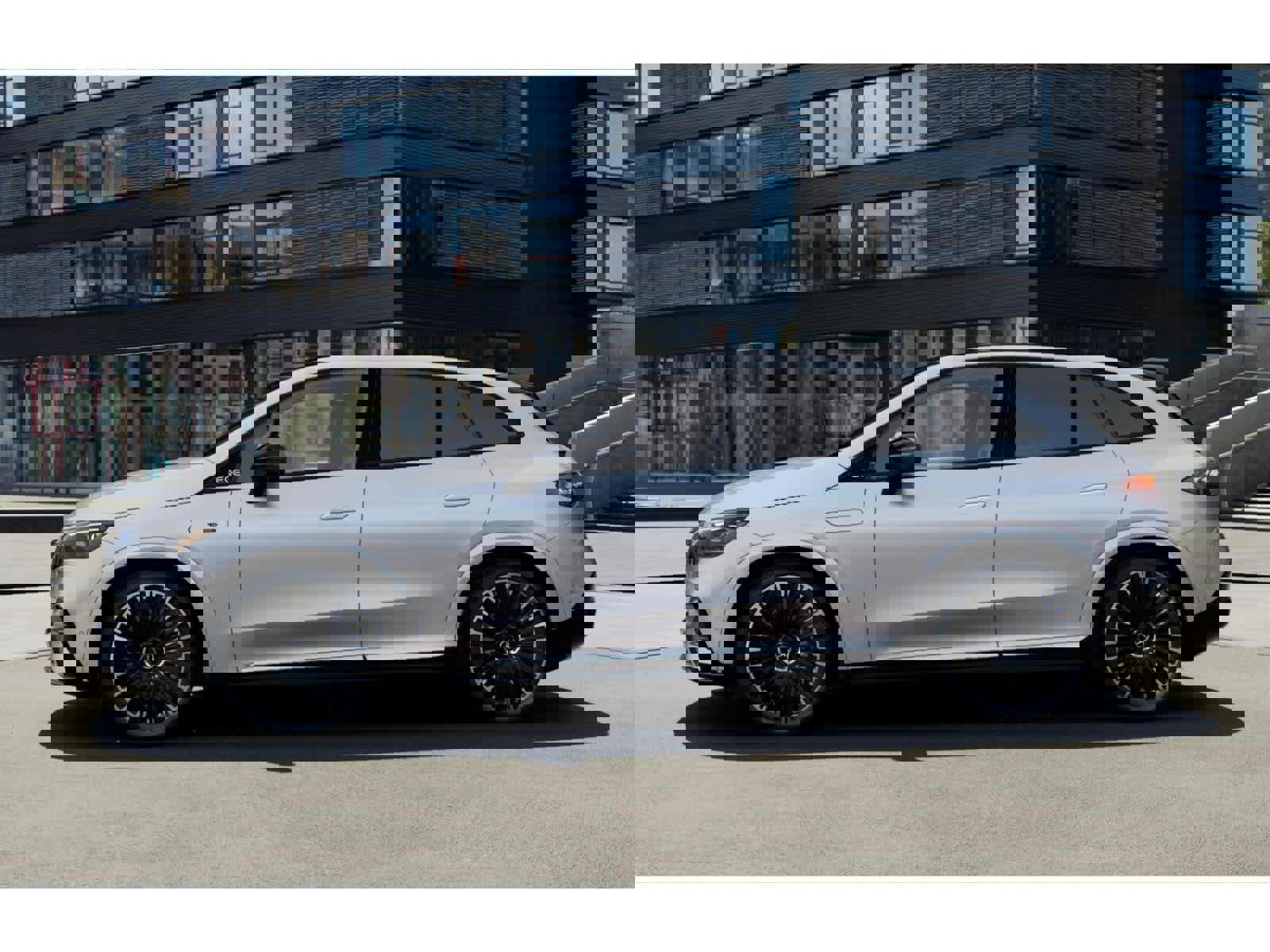 New 2025 Mercedes-Benz EQE AMG 4MATIC SUV image 34