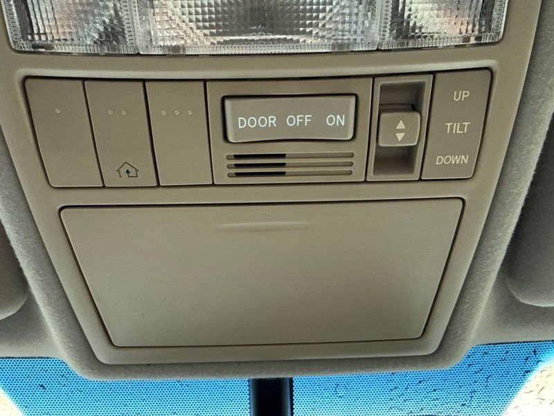 Used 2008 Toyota Camry XLE FWD image 28