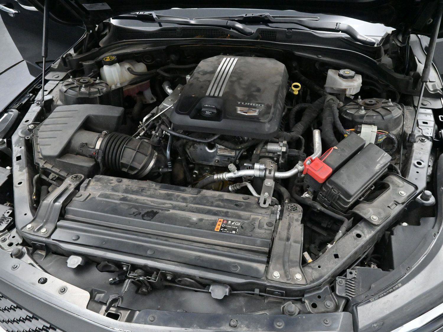 Certified 2022 Cadillac CT4 Luxury w/ Sun And Sound Package image 32