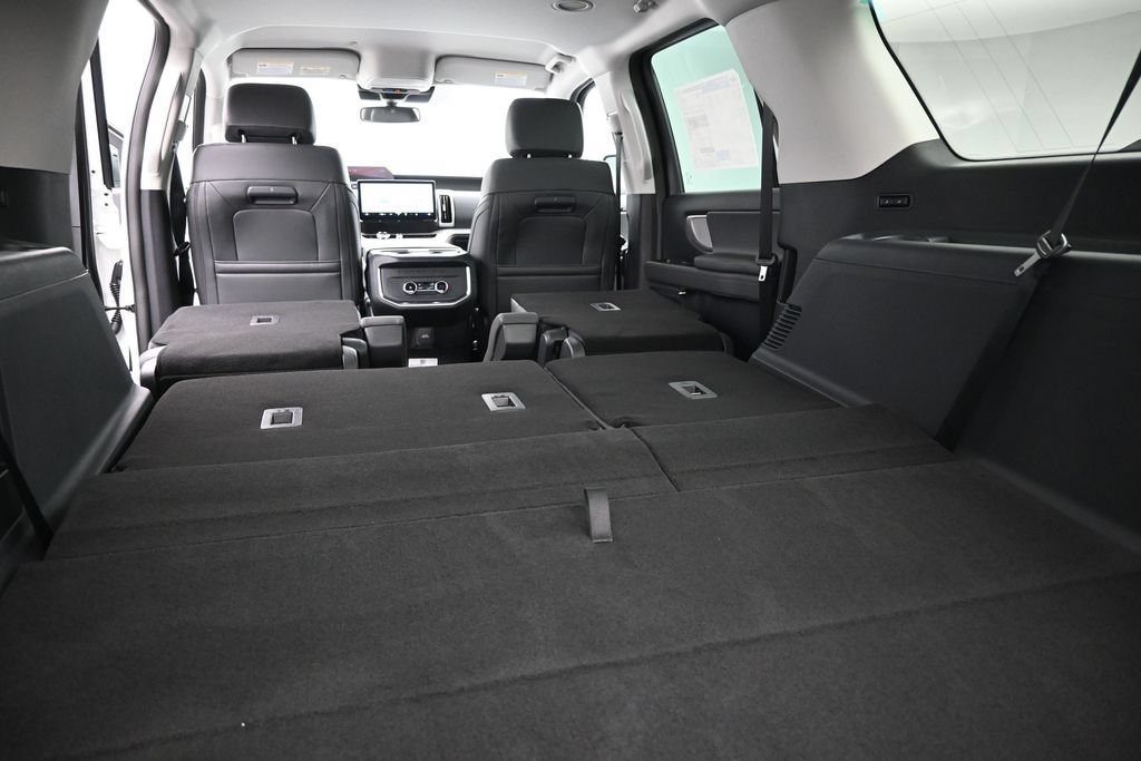 New 2027 Ford Expedition Max Active RWD image 23