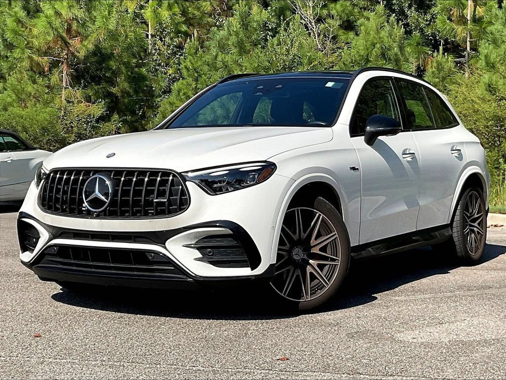 Used 2024 Mercedes-Benz GLC 43 AMG 4MATIC image 2
