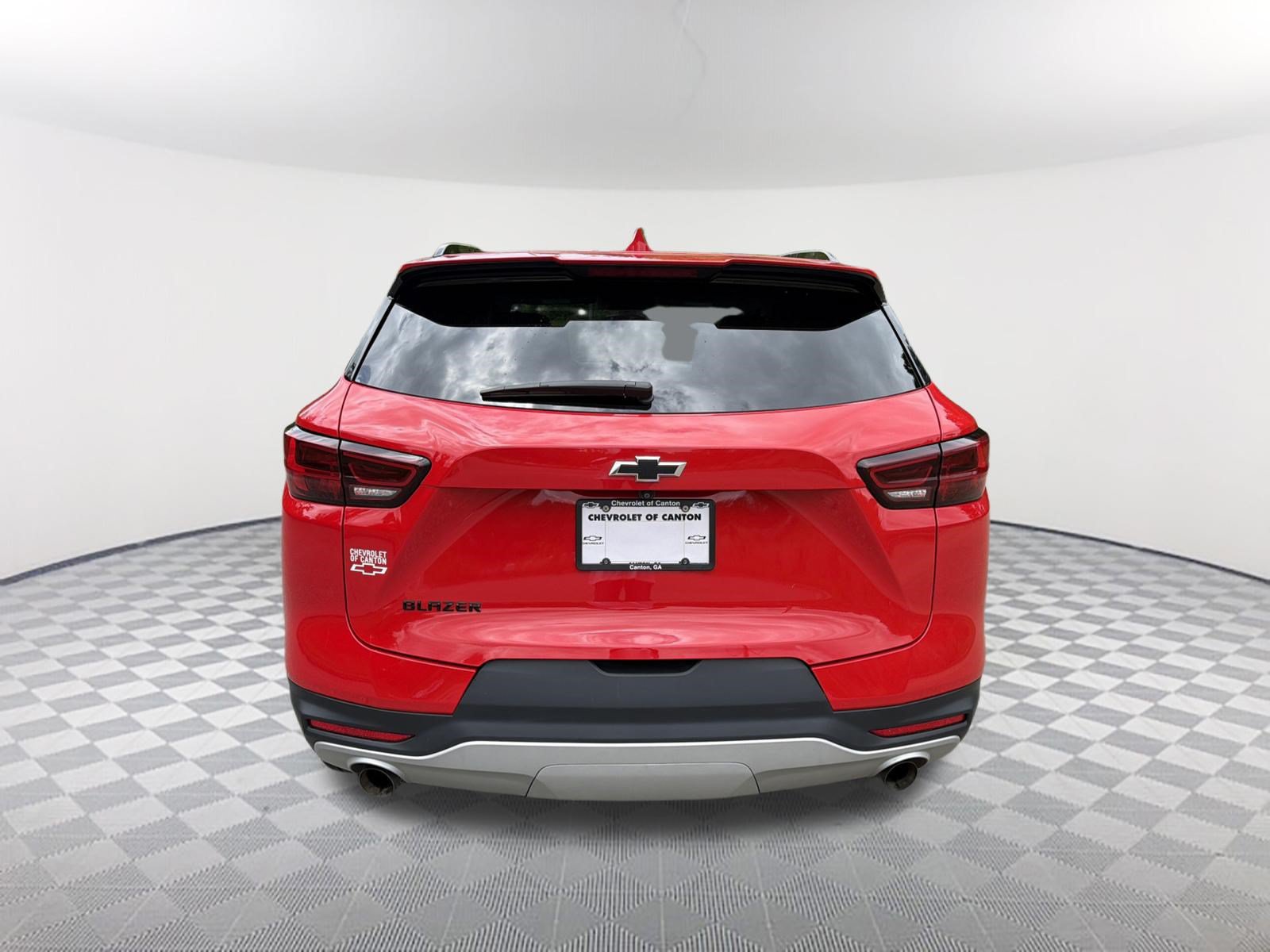 Used 2024 Chevrolet Blazer LT w/ Convenience Package FWD image 6