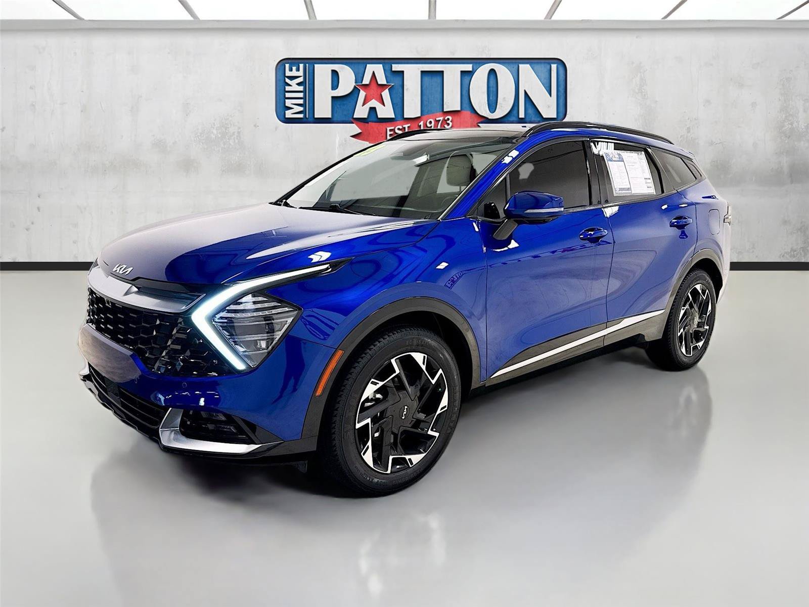 Used 2023 Kia Sportage SX AWD/4WD image 3