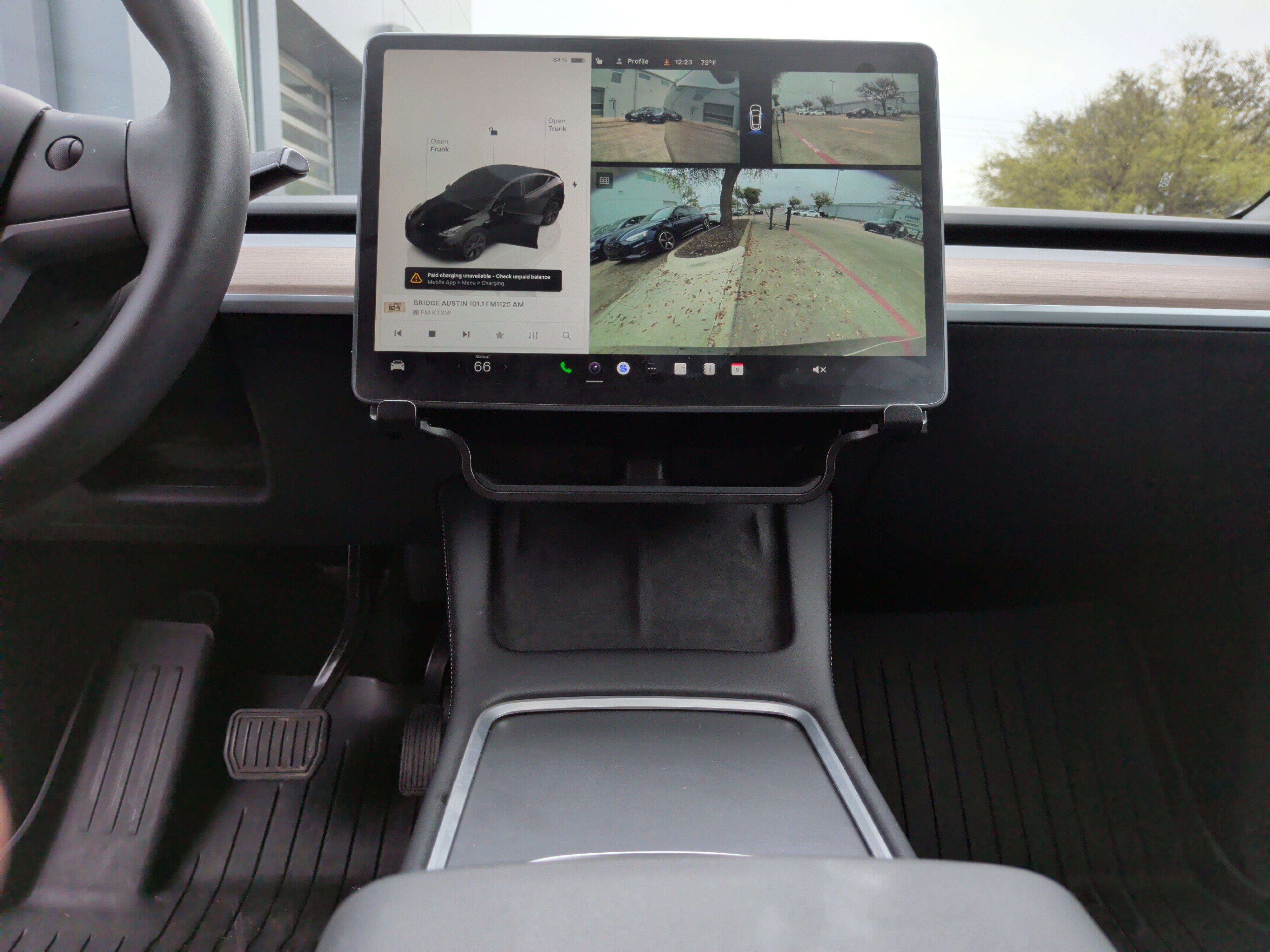 Used 2025 Tesla Model Y Long Range image 31