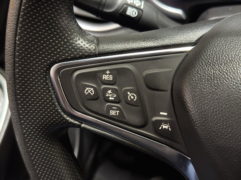 Used 2025 Chevrolet Malibu LT image 20