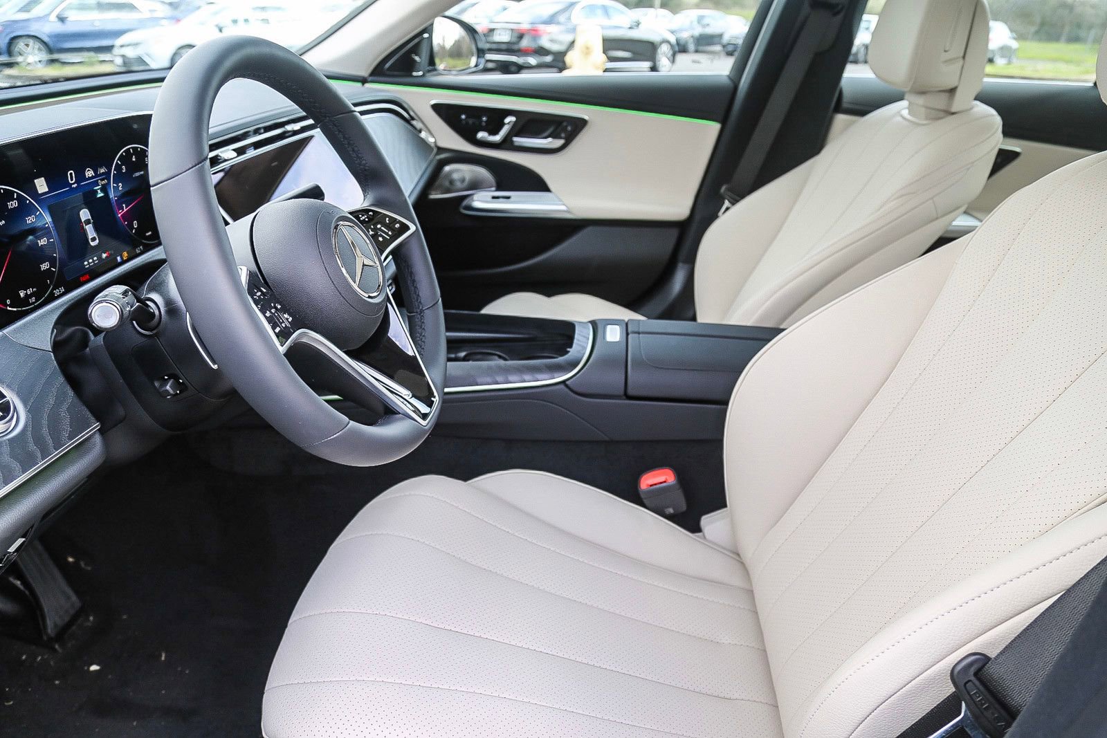 New 2024 Mercedes-Benz E 350 4MATIC Sedan image 15