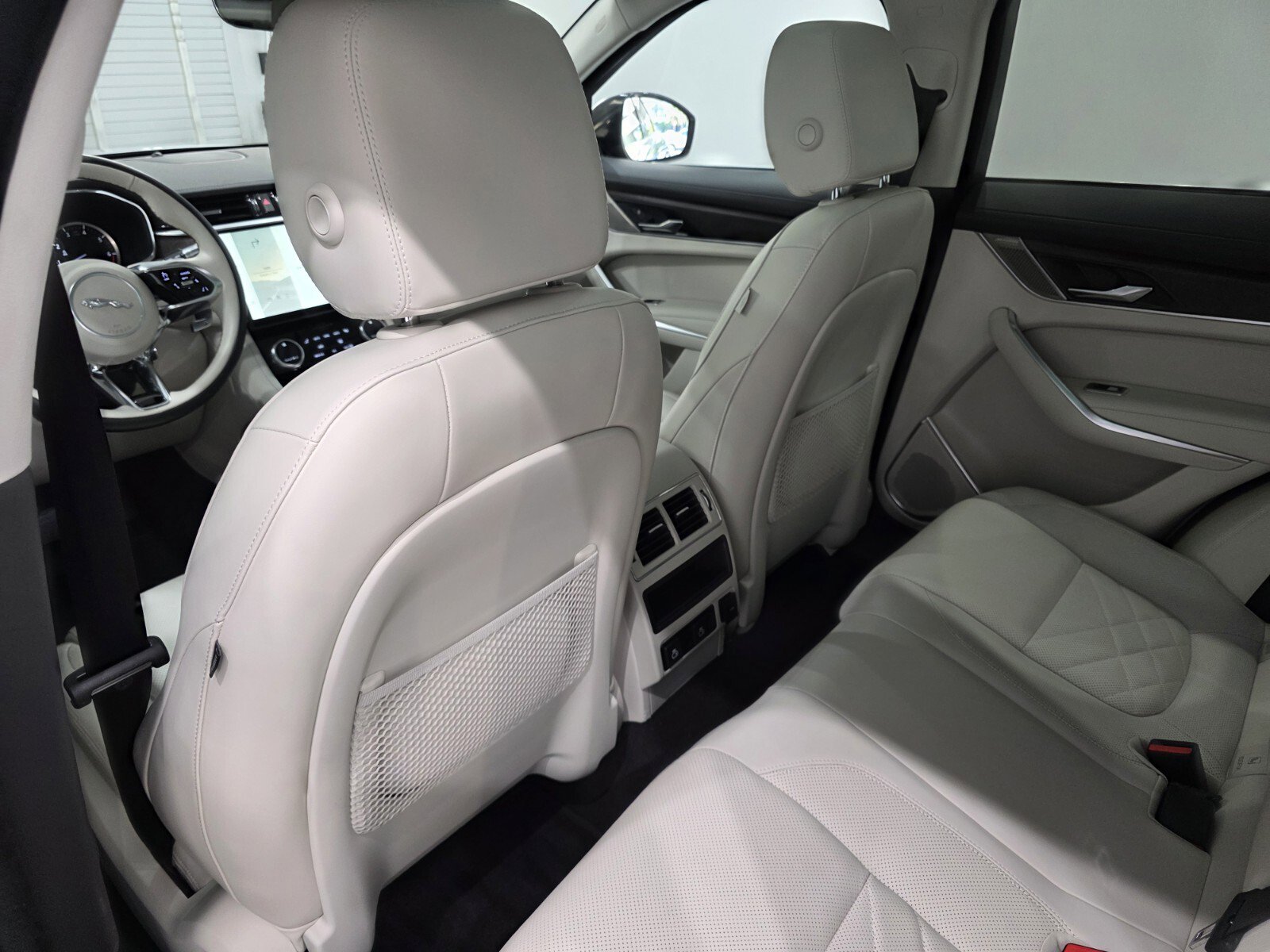 Used 2022 Jaguar F-PACE S AWD/4WD image 12
