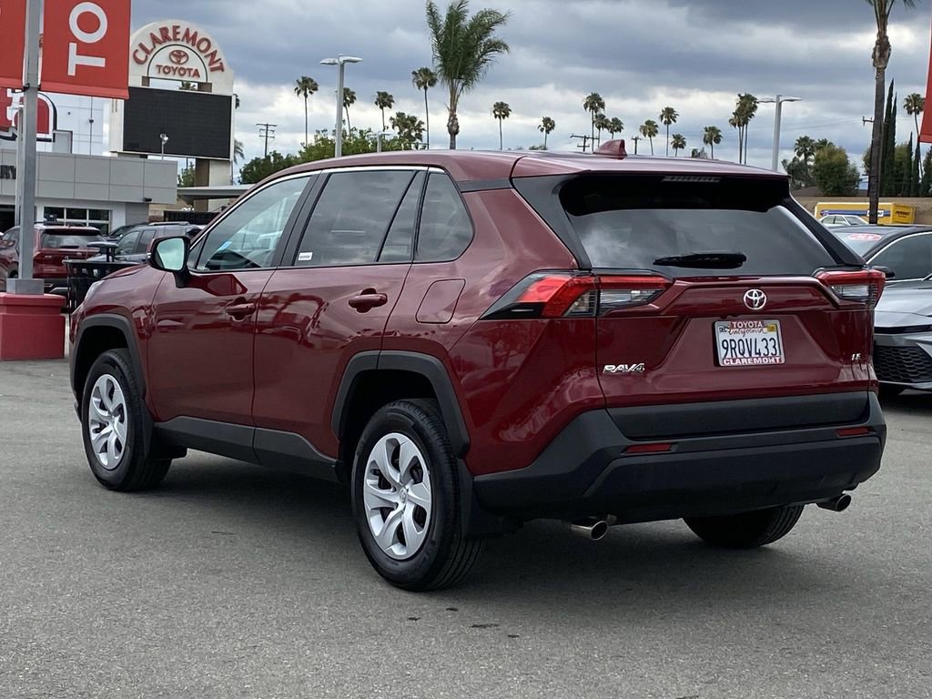 Certified 2025 Toyota RAV4 LE FWD image 41