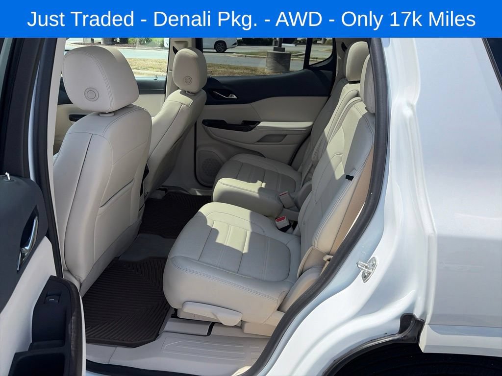 Used 2023 GMC Acadia Denali w/ Denali Technology Package AWD/4WD image 12