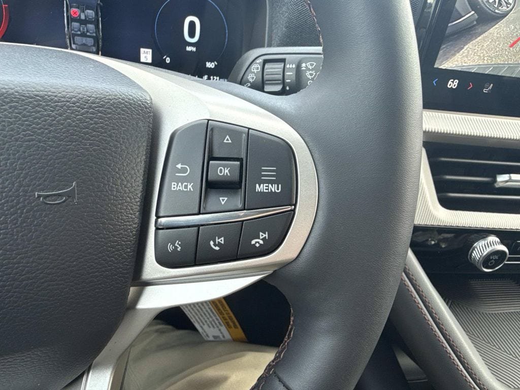 New 2026 Ford Explorer Active w/ Active Comfort Package AWD/4WD image 11