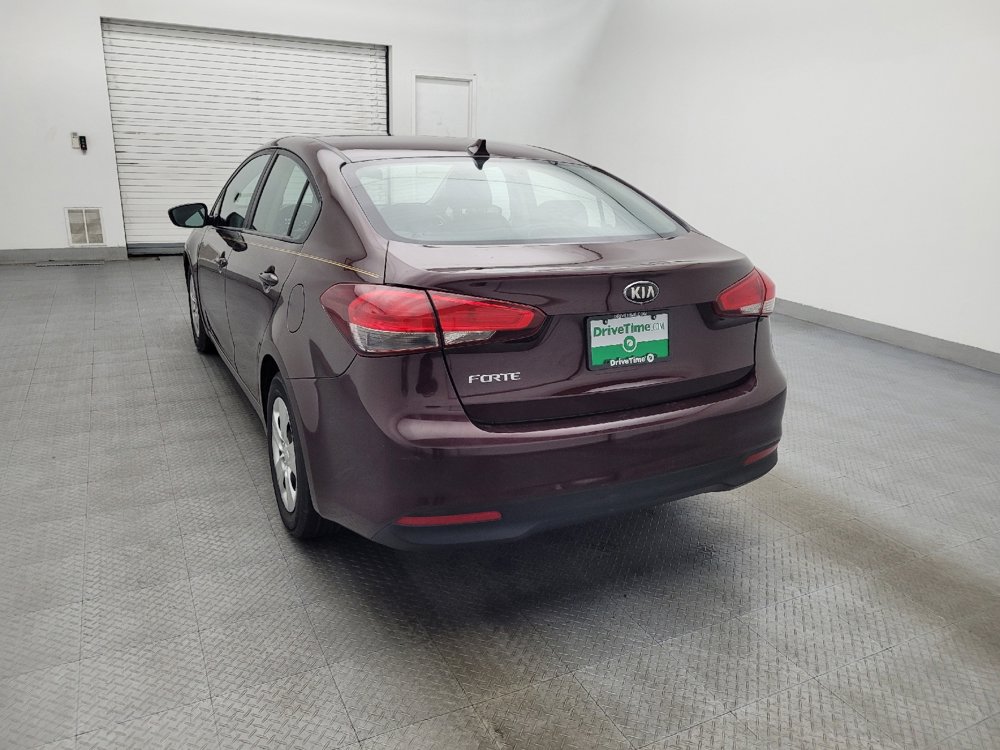 Used 2017 Kia Forte LX image 6