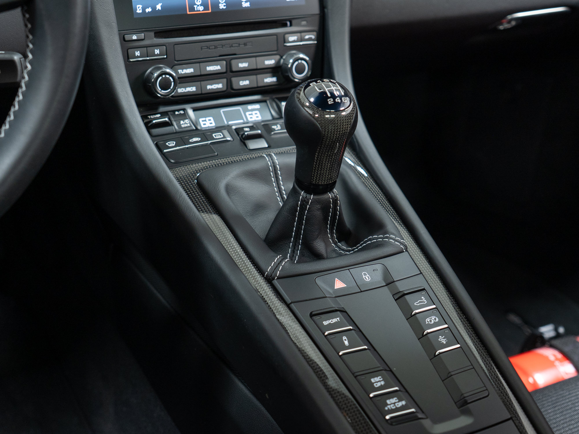 Certified 2018 Porsche 911 GT3 RWD image 32
