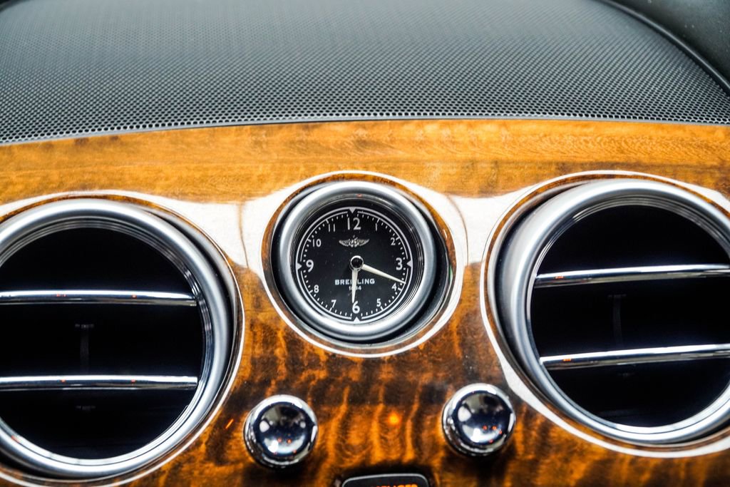 Used 2018 Bentley Flying Spur S V8 AWD/4WD image 30