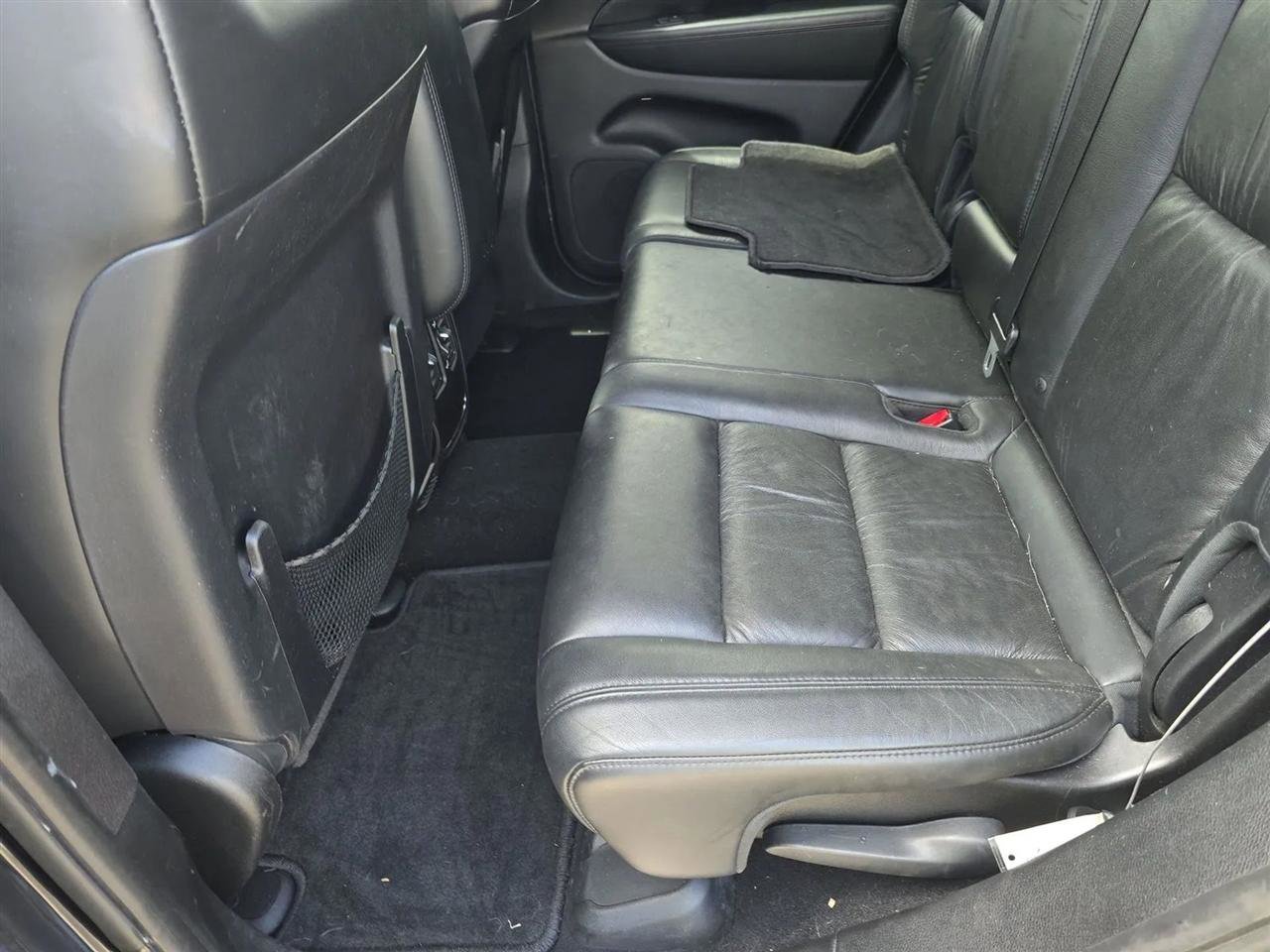 Used 2012 Jeep Grand Cherokee Laredo w/ Laredo E Group RWD image 18