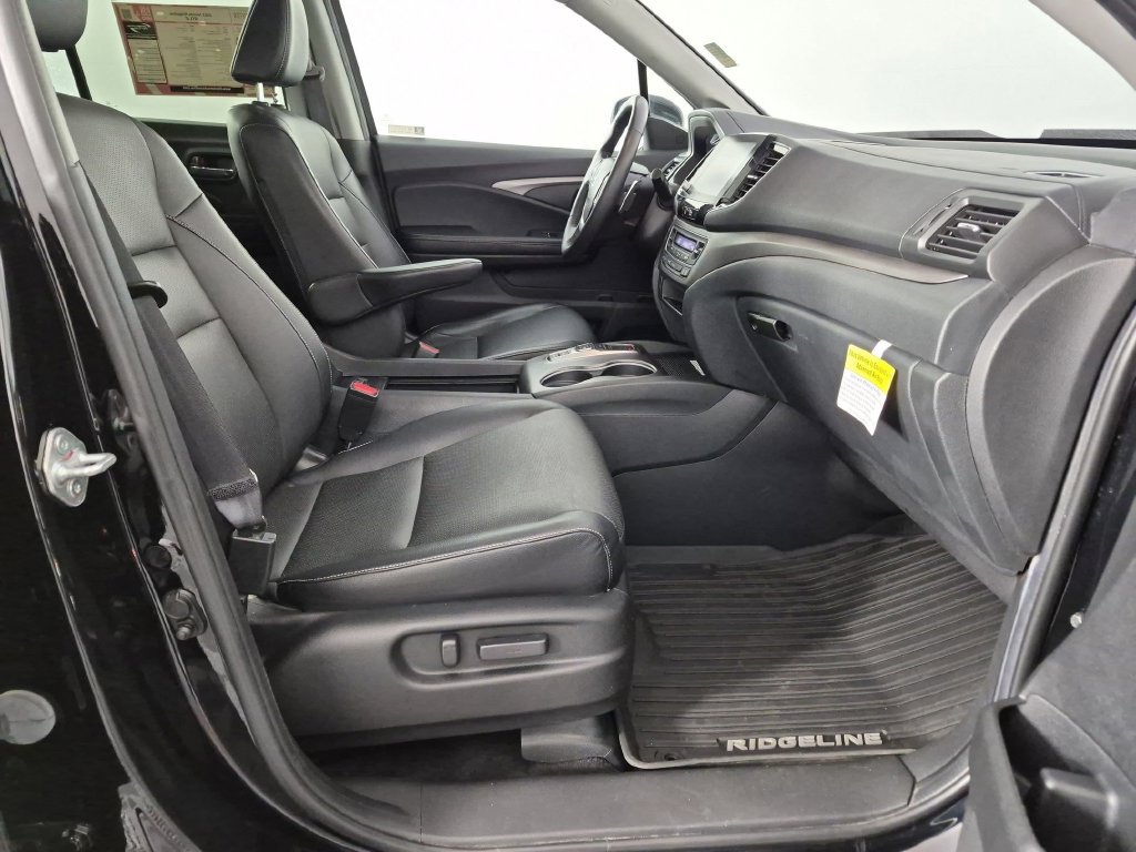 Used 2023 Honda Ridgeline RTL-E image 37