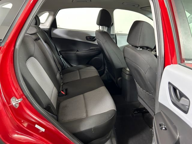 Used 2021 Hyundai Kona SE w/ Cargo Package FWD image 28