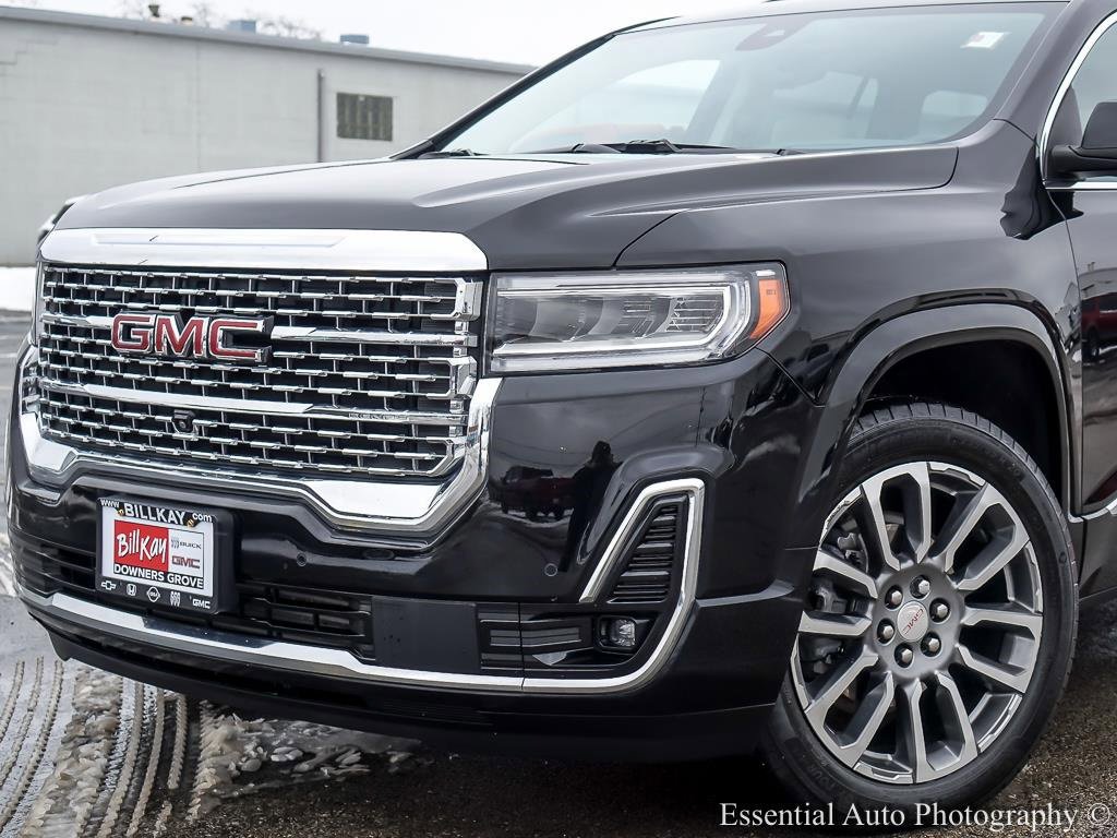 Used 2023 GMC Acadia Denali w/ Denali Ultimate Package image 3