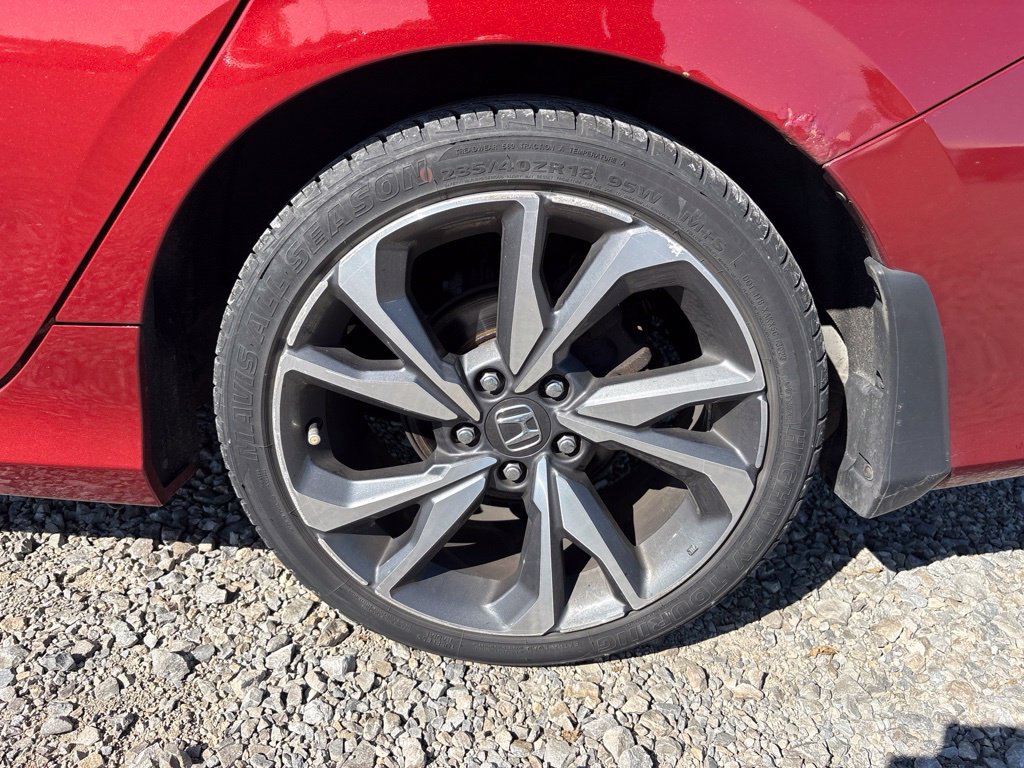 Used 2019 Honda Civic Touring image 6