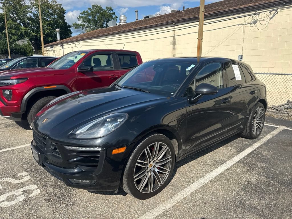 Used 2017 Porsche Macan GTS AWD/4WD image 2
