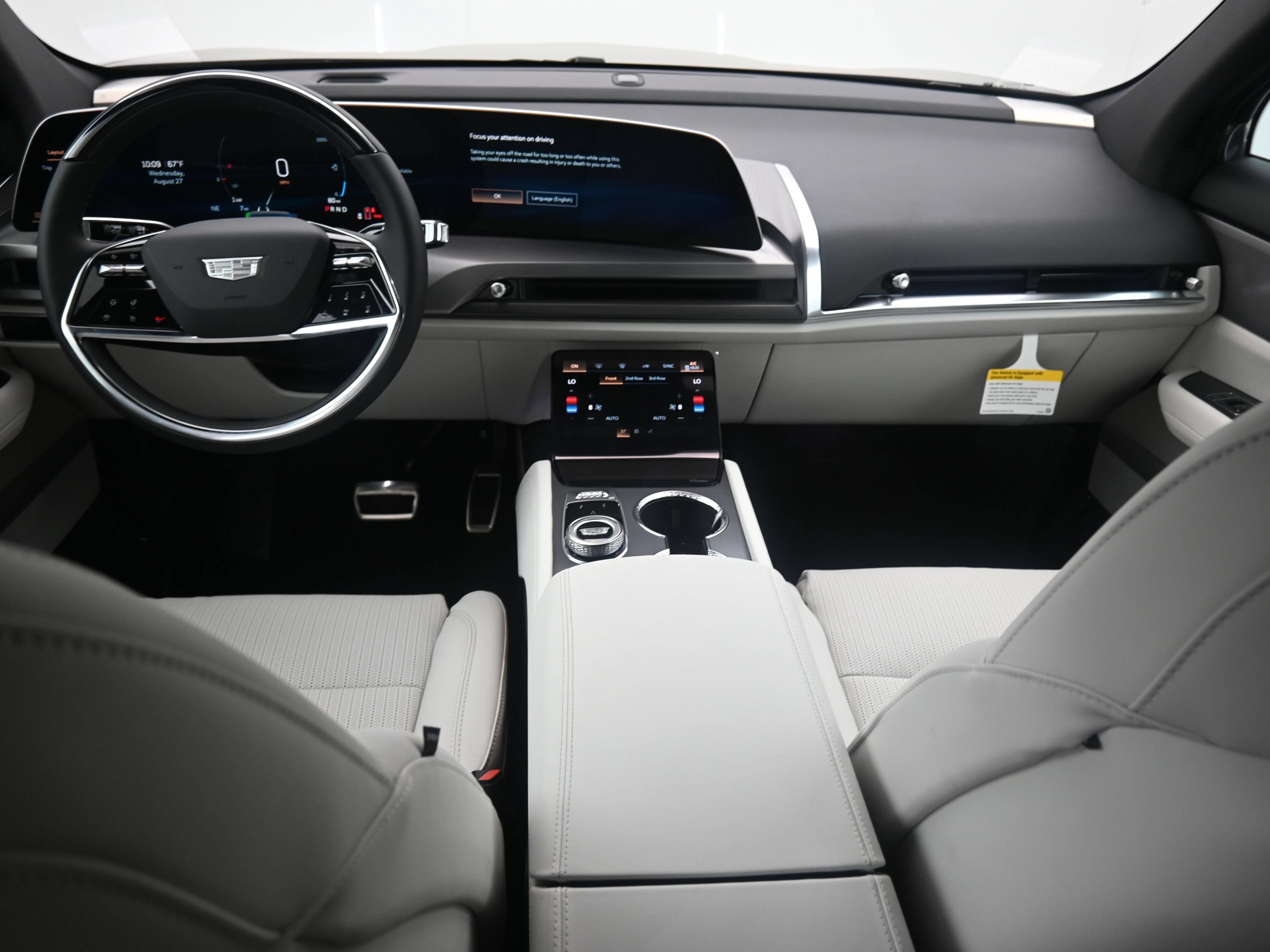New 2026 Cadillac Vistiq Premium Luxury w/ LPO, Floor Liner Package AWD/4WD image 10