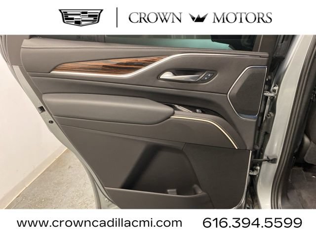 Certified 2024 Cadillac Escalade Premium Luxury AWD/4WD image 24