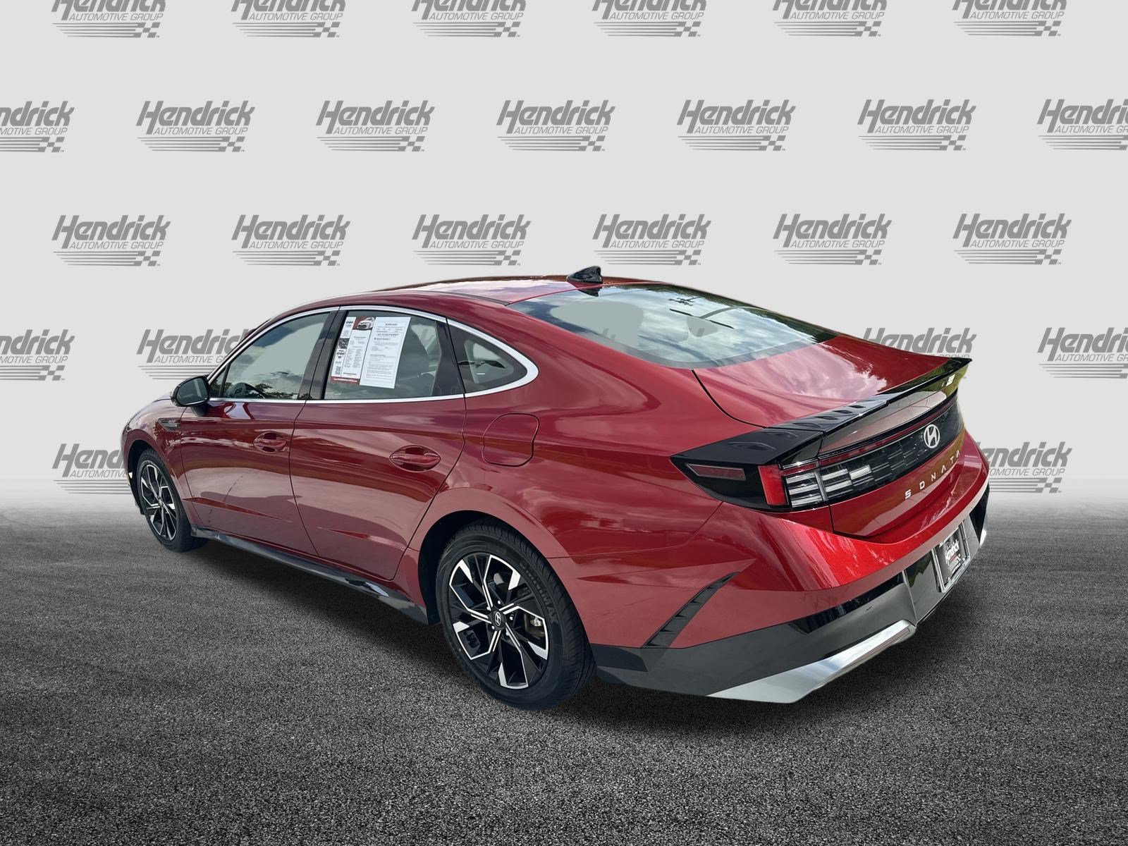 Used 2025 Hyundai Sonata SEL FWD image 8
