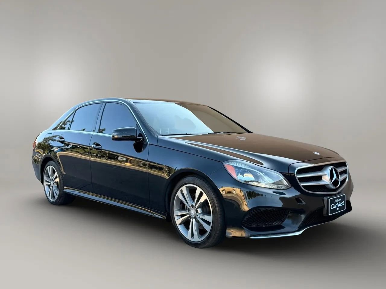 Used 2014 Mercedes-Benz E 350 Sedan image 3
