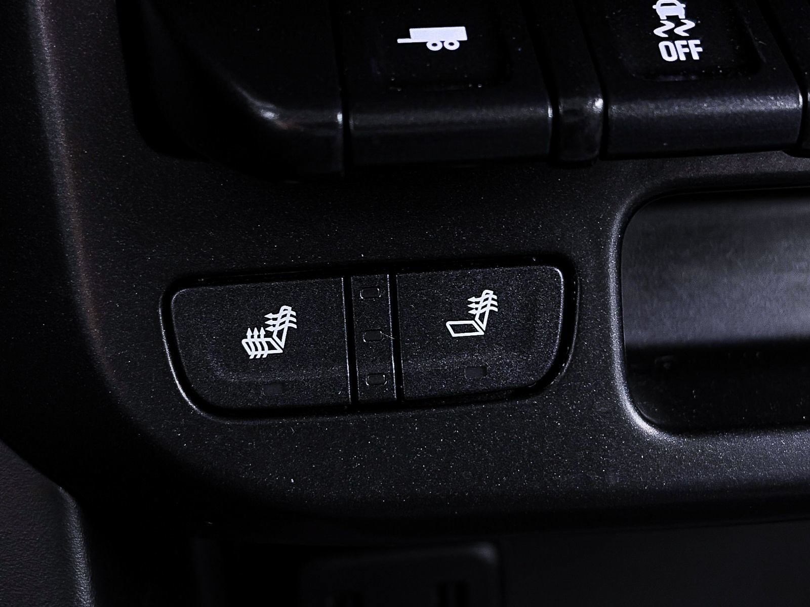 Used 2020 Chevrolet Colorado Z71 AWD/4WD image 27
