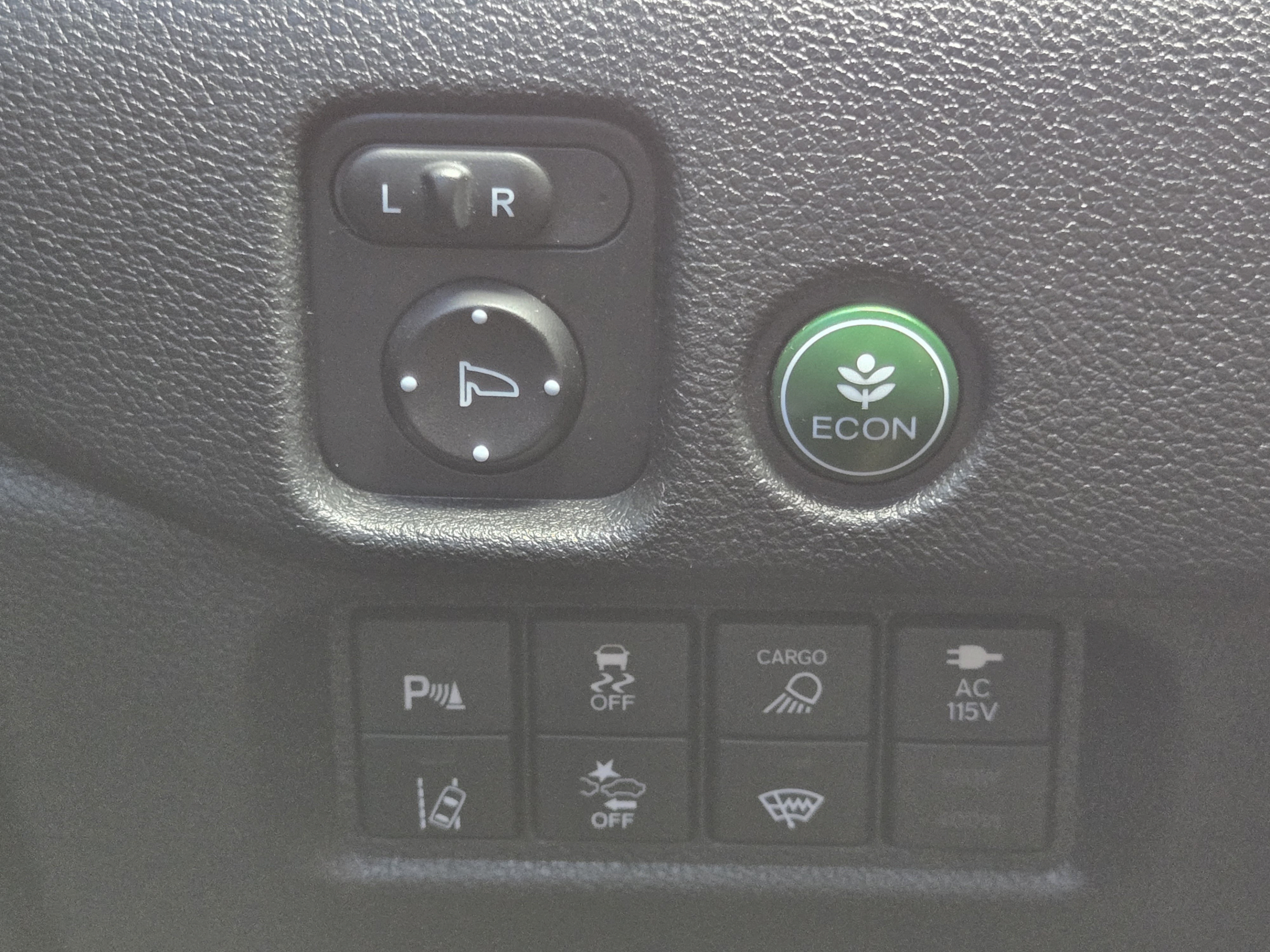 Certified 2022 Honda Ridgeline Black Edition image 18