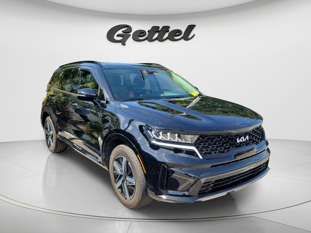 Used 2023 Kia Sorento S w/ Panoramic Sunroof Package FWD image 3