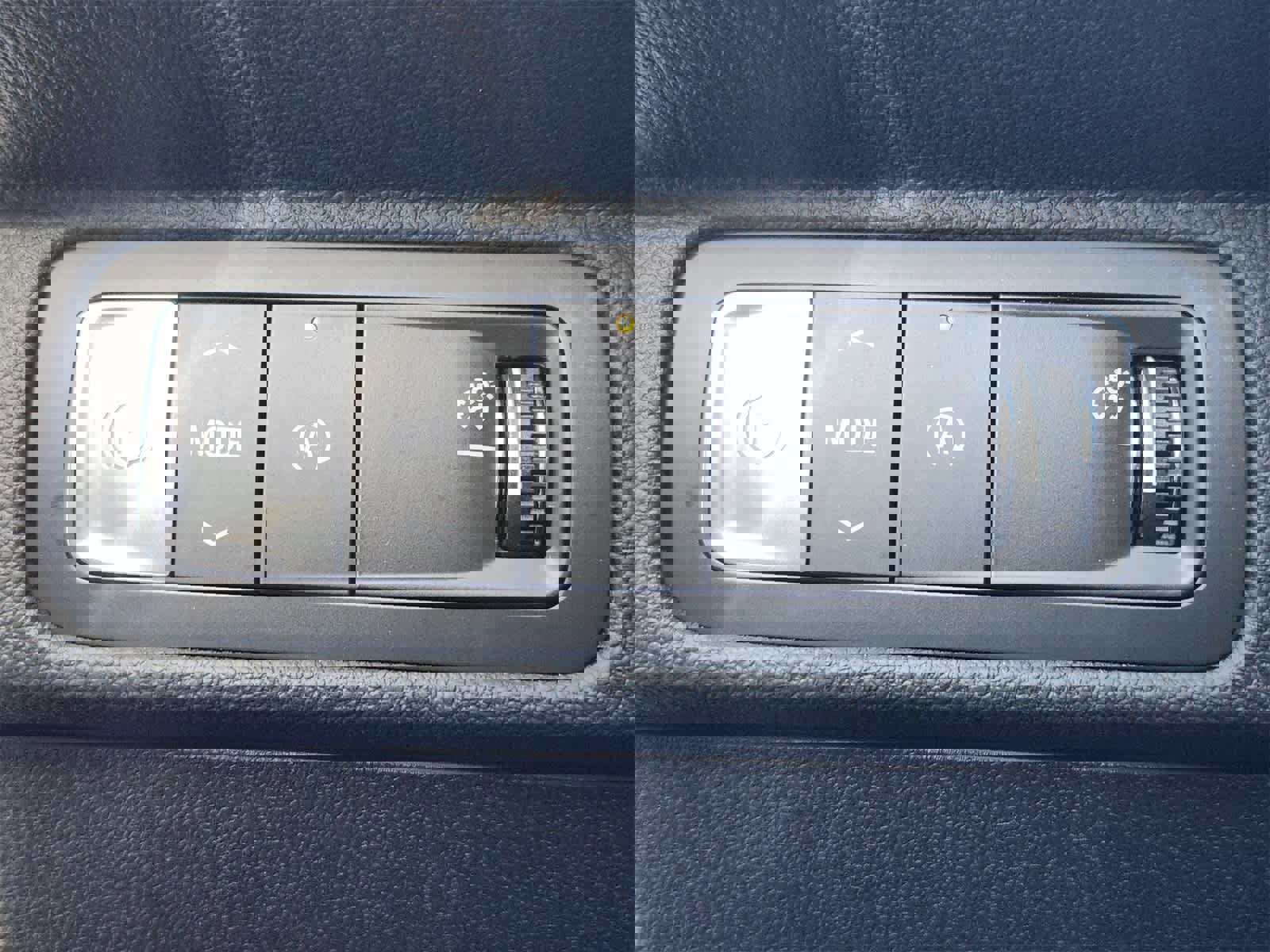 Used 2024 Chevrolet Traverse LS image 20