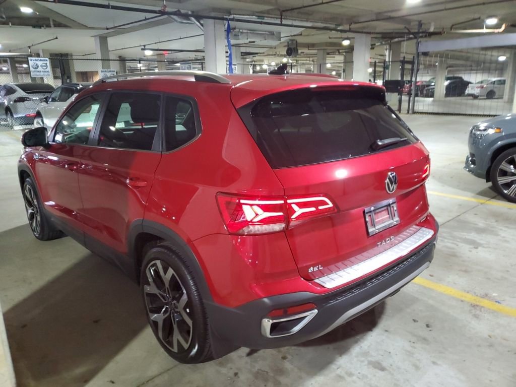 Certified 2023 Volkswagen Taos SEL image 51