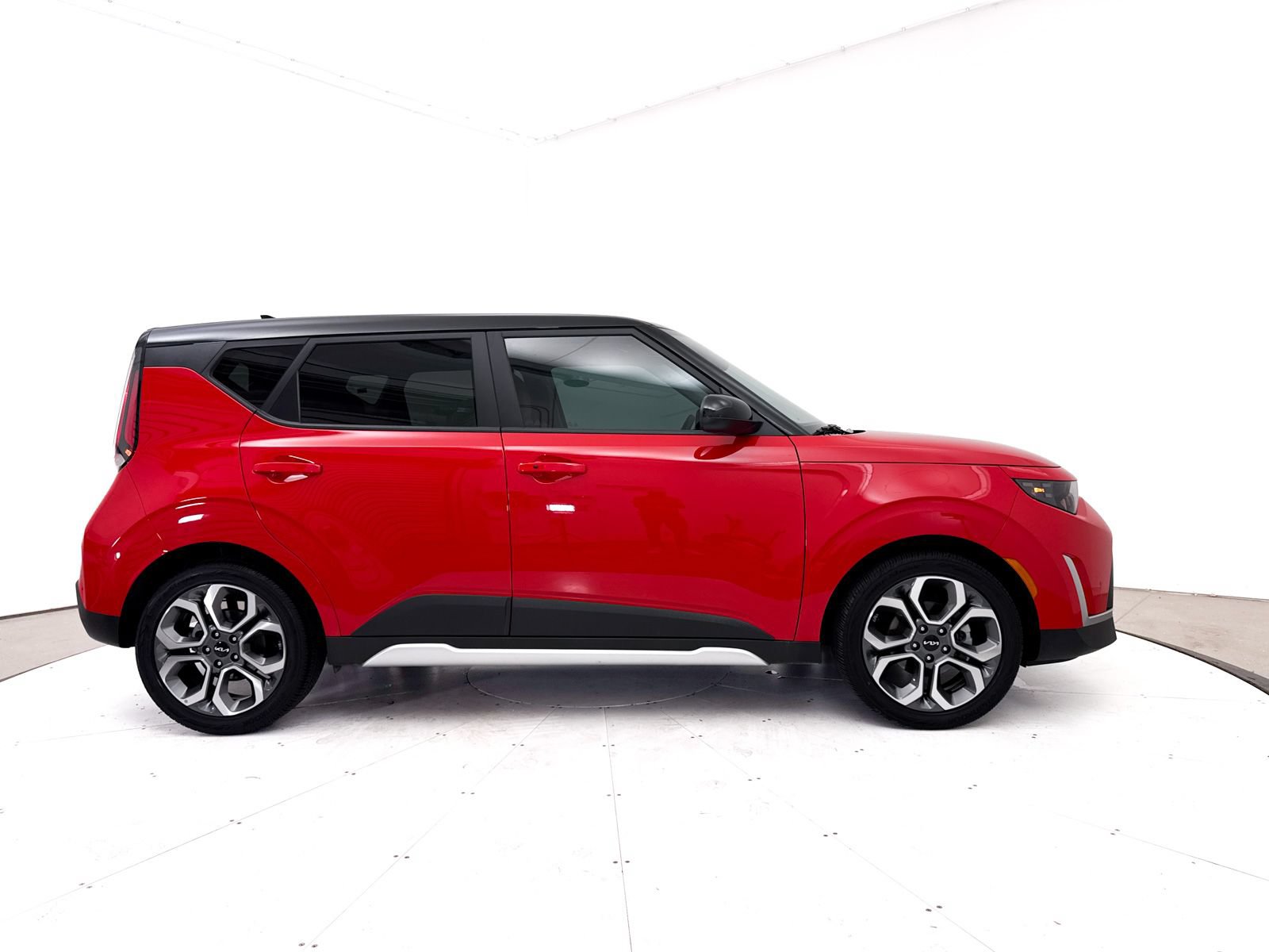 Certified 2025 Kia Soul EX FWD image 41