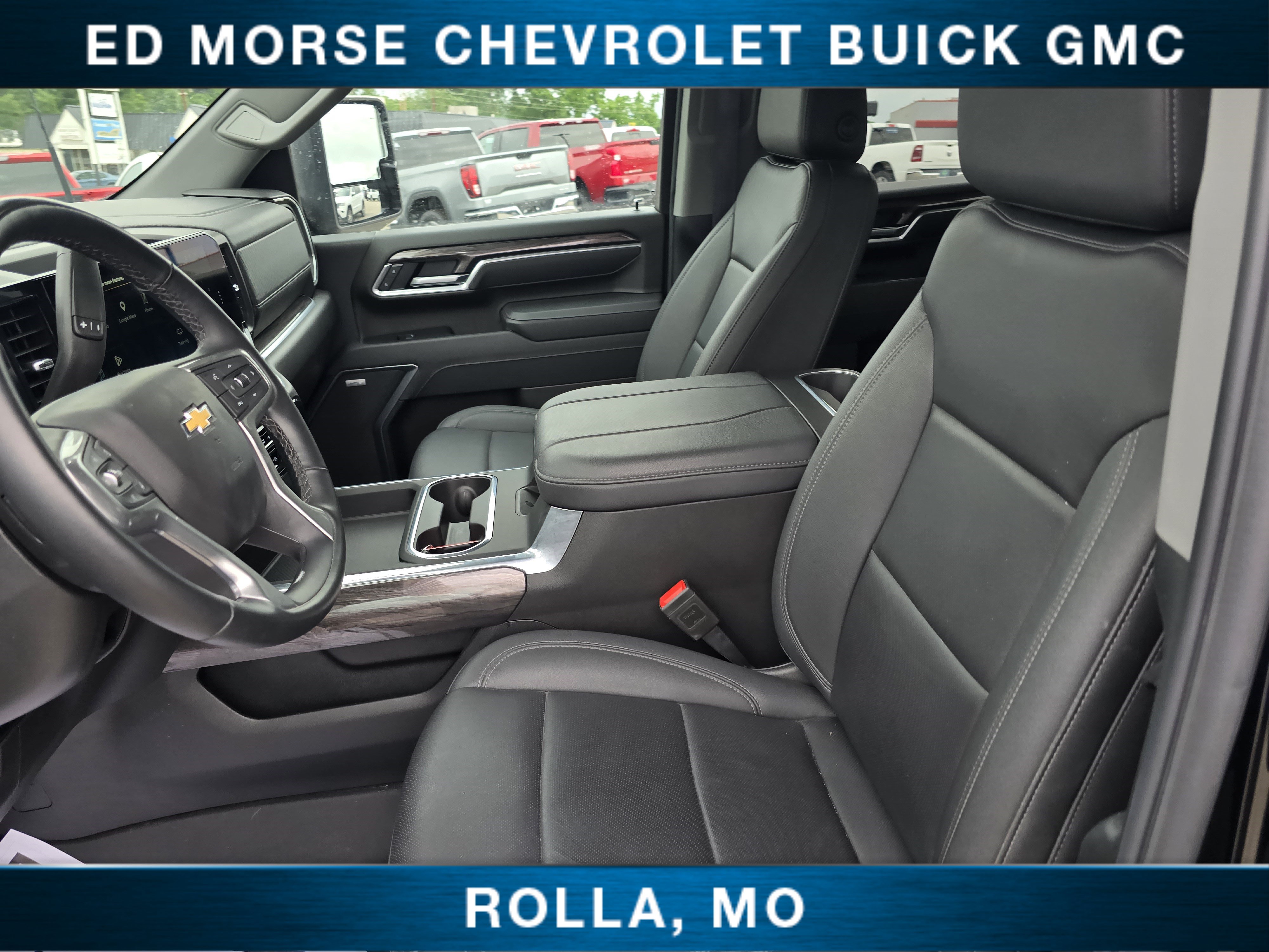 Certified 2025 Chevrolet Silverado 2500 LTZ w/ LTZ Convenience Package AWD/4WD image 15