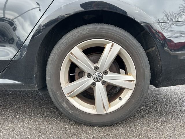 Used 2013 Volkswagen Passat 2.5 SE image 4