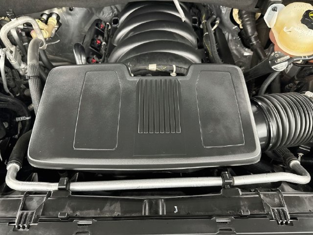 Used 2025 Chevrolet Tahoe LS RWD image 39