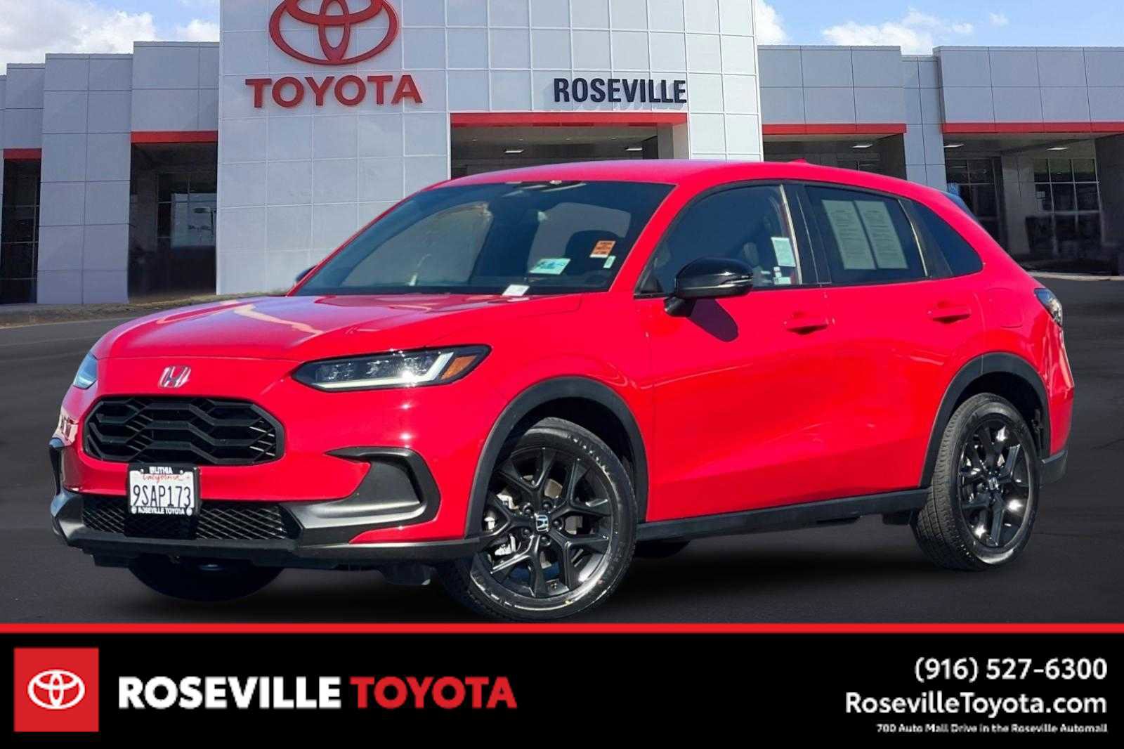 Used 2023 Honda HR-V Sport image 1