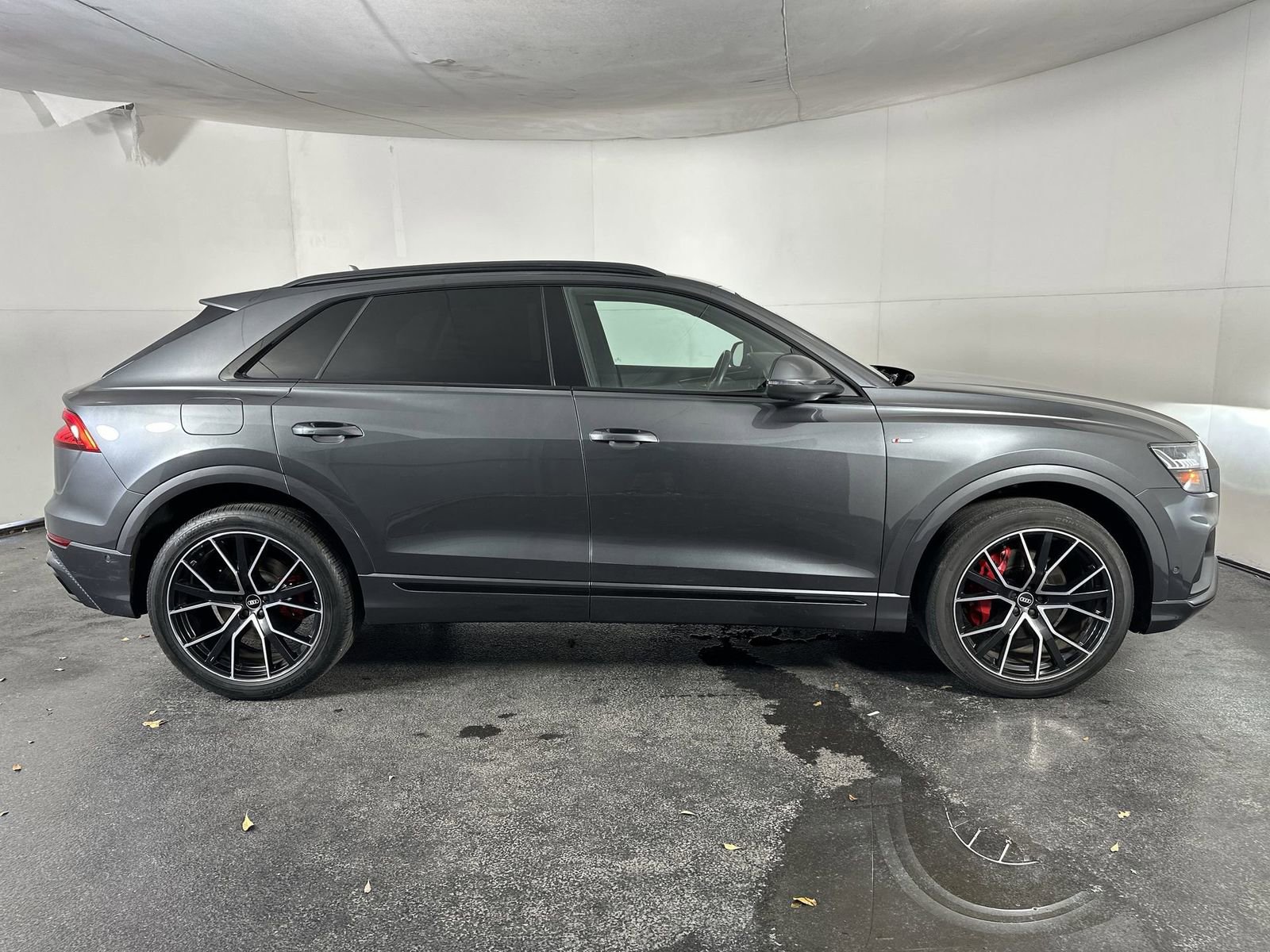Used 2021 Audi Q8 Prestige image 9