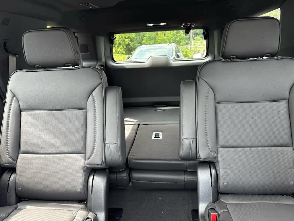 New 2026 GMC Yukon Denali w/ Sun & Power Step Package AWD/4WD image 22