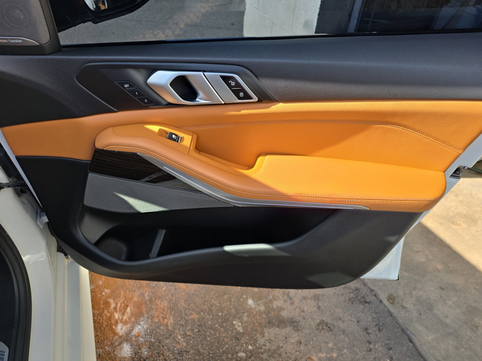 Used 2019 BMW X5 xDrive40i w/ M Sport Package image 27