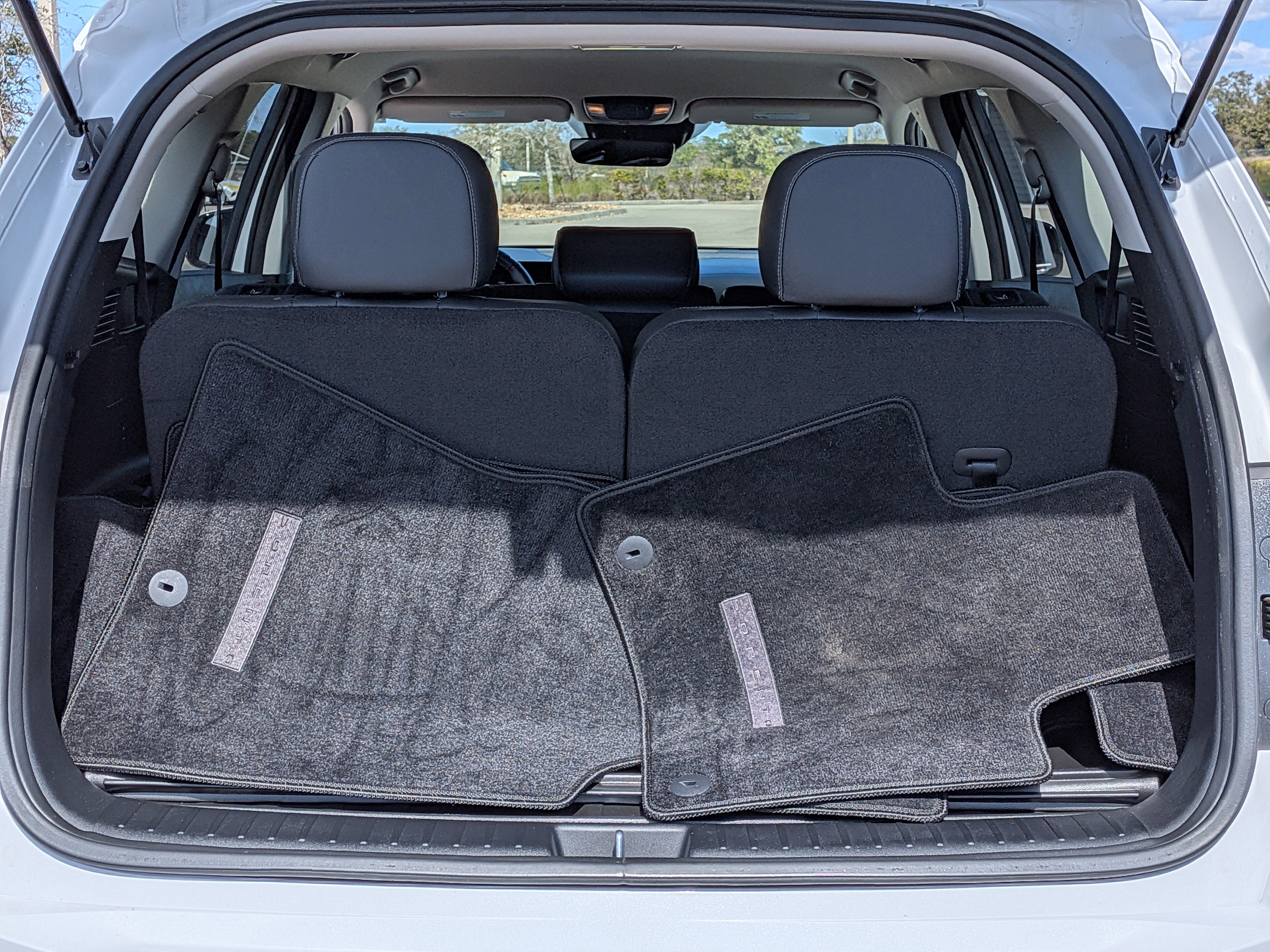 Certified 2025 Kia Sorento S image 13