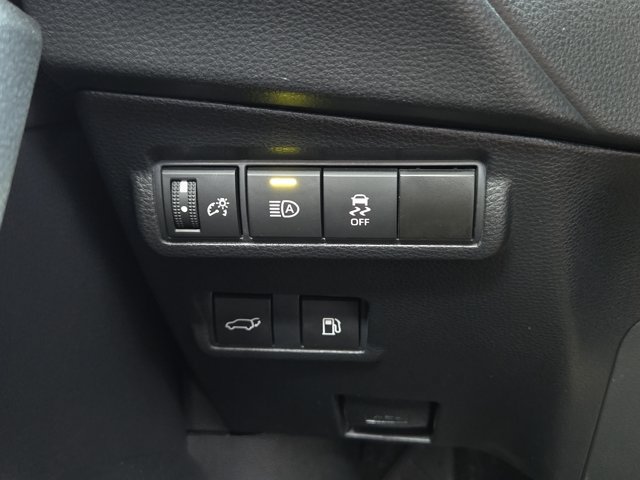Used 2025 Toyota Corolla Cross AWD Hybrid w/ Convenience Package image 23