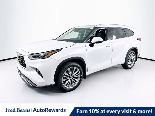 New 2026 Toyota Highlander Platinum image 5