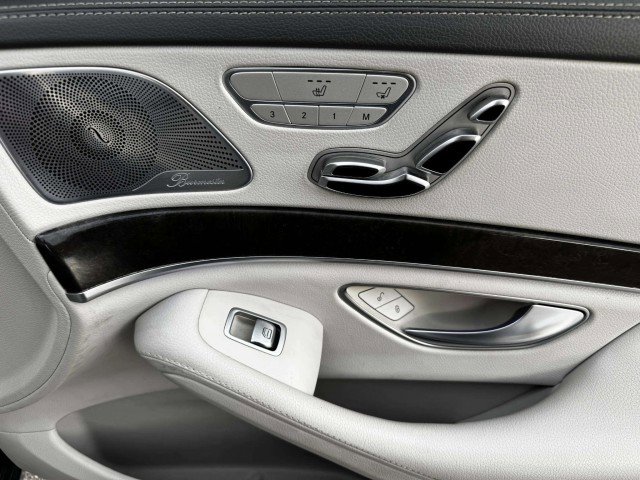 Used 2017 Mercedes-Benz S 550 Sedan image 45