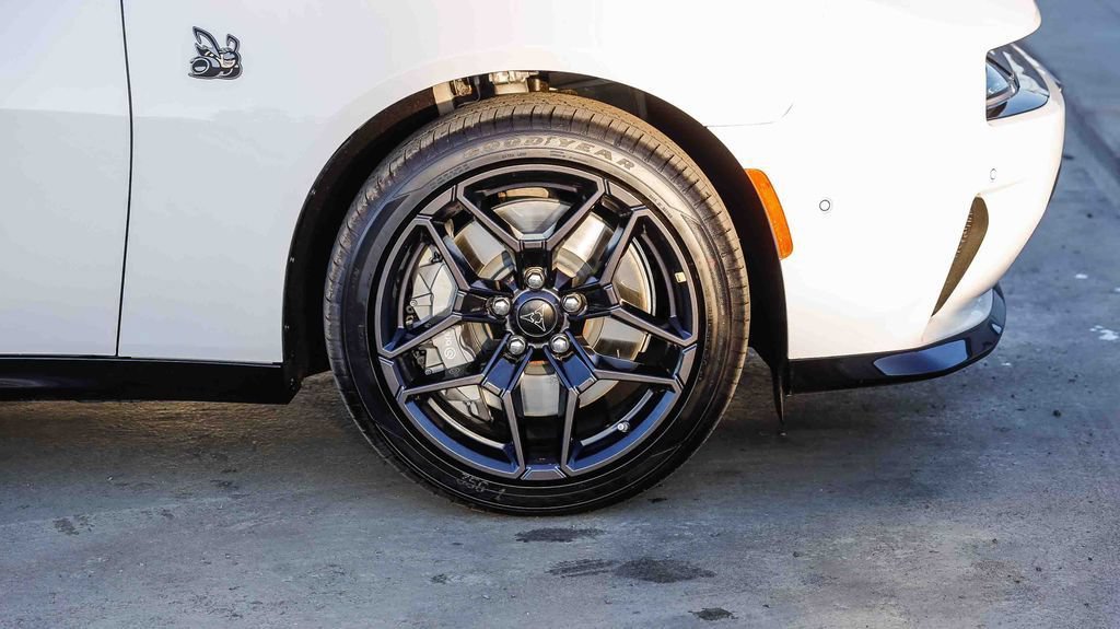 New 2026 Dodge Charger Scat Pack w/ Blacktop Package AWD/4WD image 11