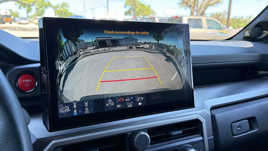 Certified 2025 Toyota 4Runner TRD Off-Road Premium w/ Tow Technology Package image 31