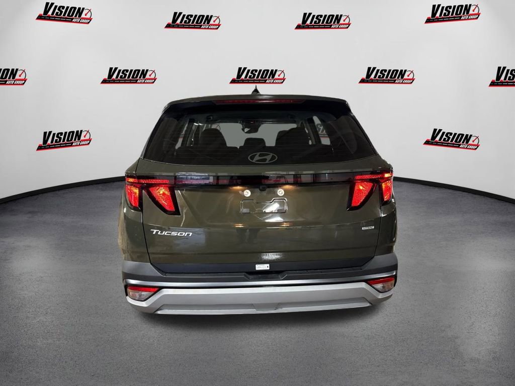 New 2026 Hyundai Tucson SE image 6